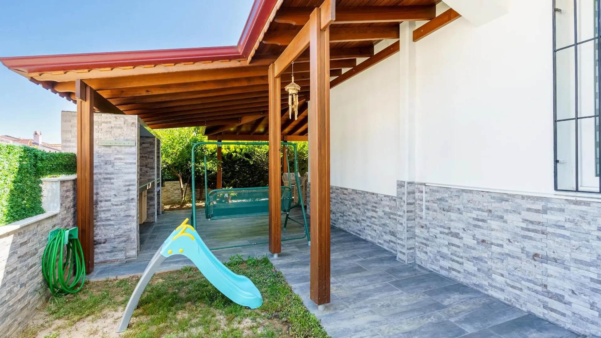 Semi Detached Villa In Complex With Shared Semi Olympic Swimming Pool In Kusadası 0*,  Türkei